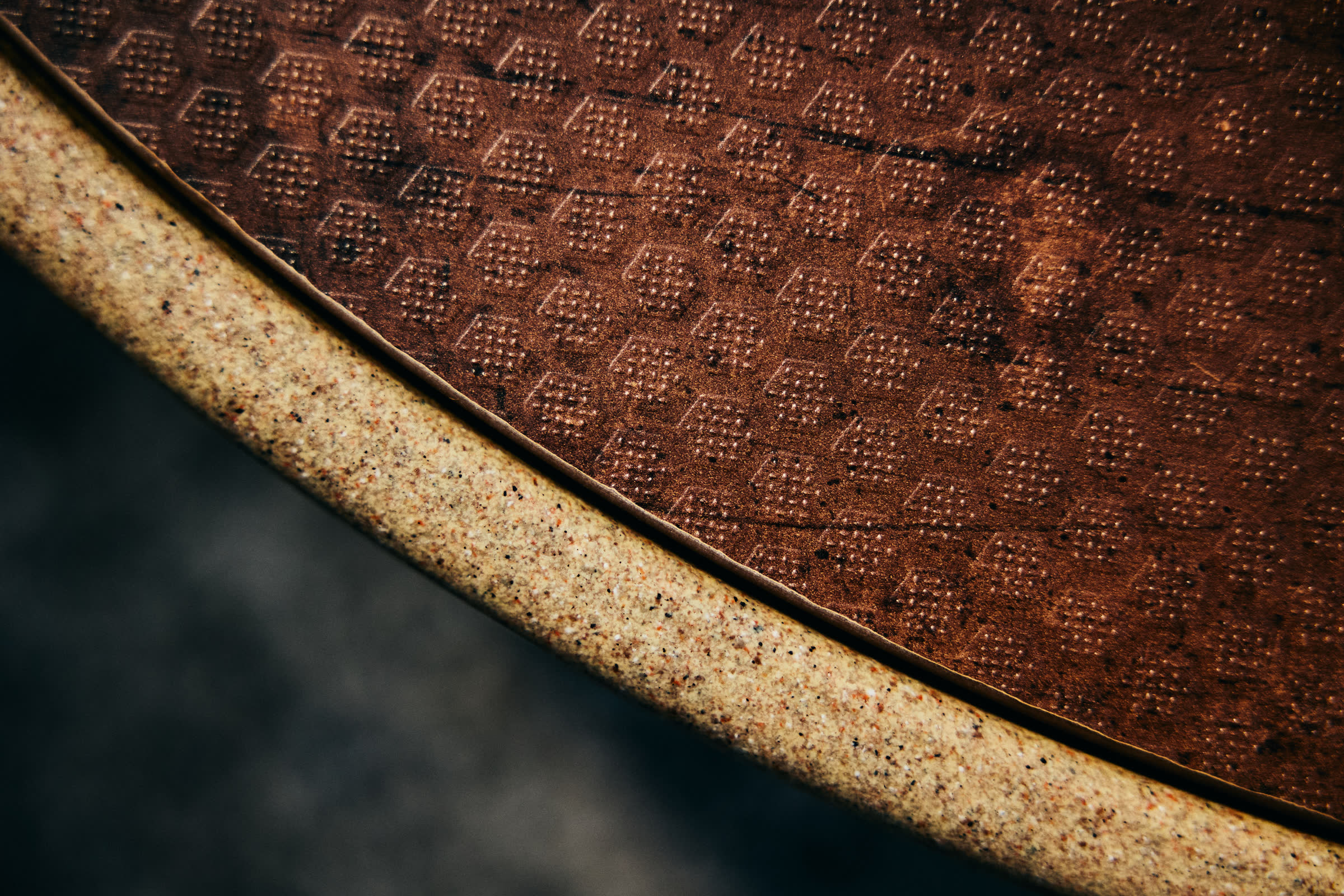Close-up of the Circus surface