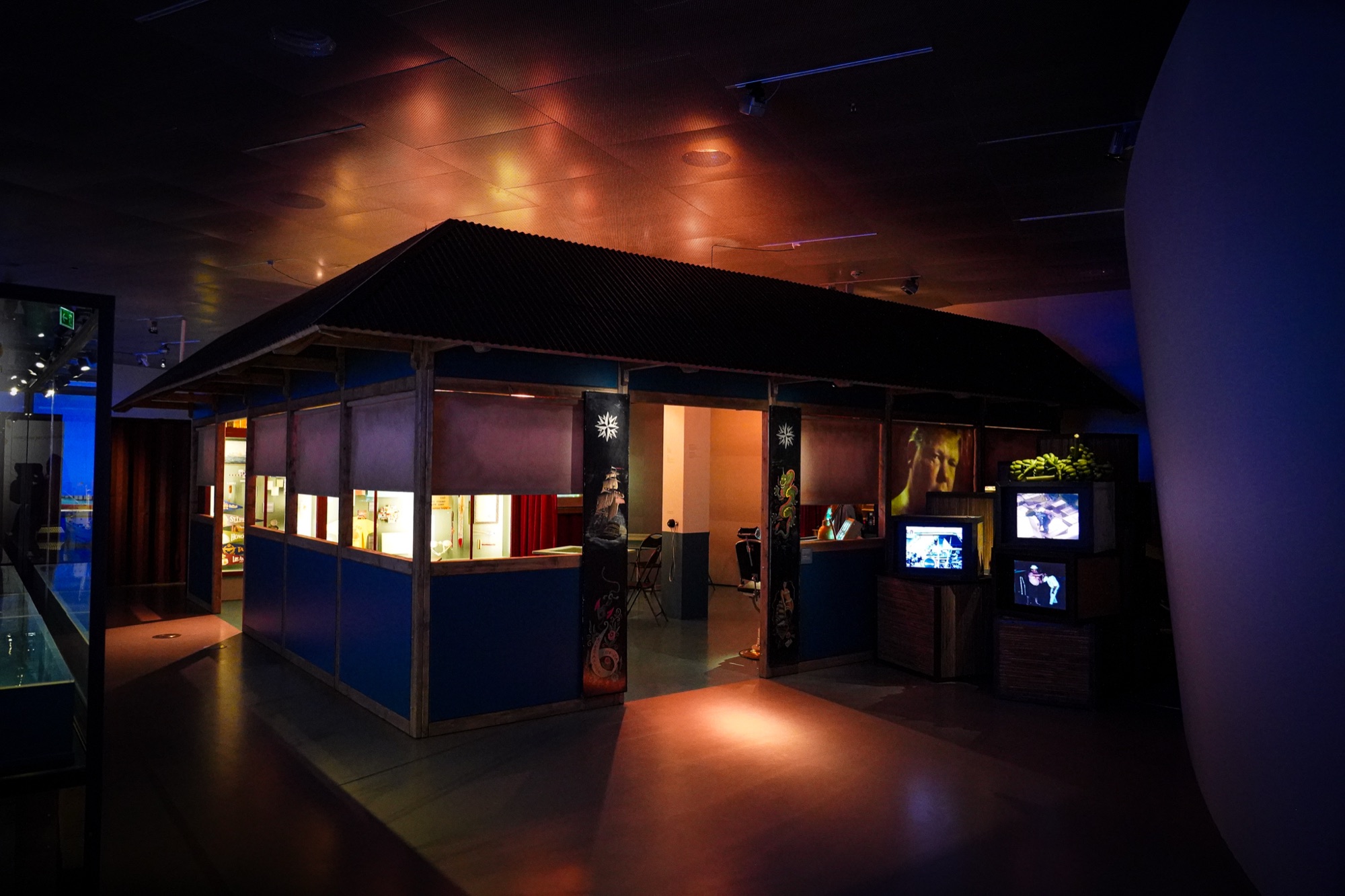 The rebuilt harbour kiosk